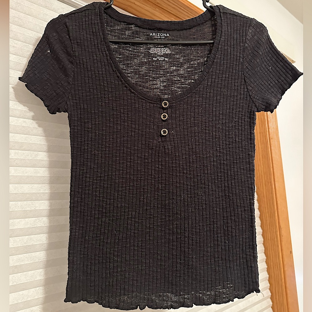 Black ARIZONA Scoop Neck Tee